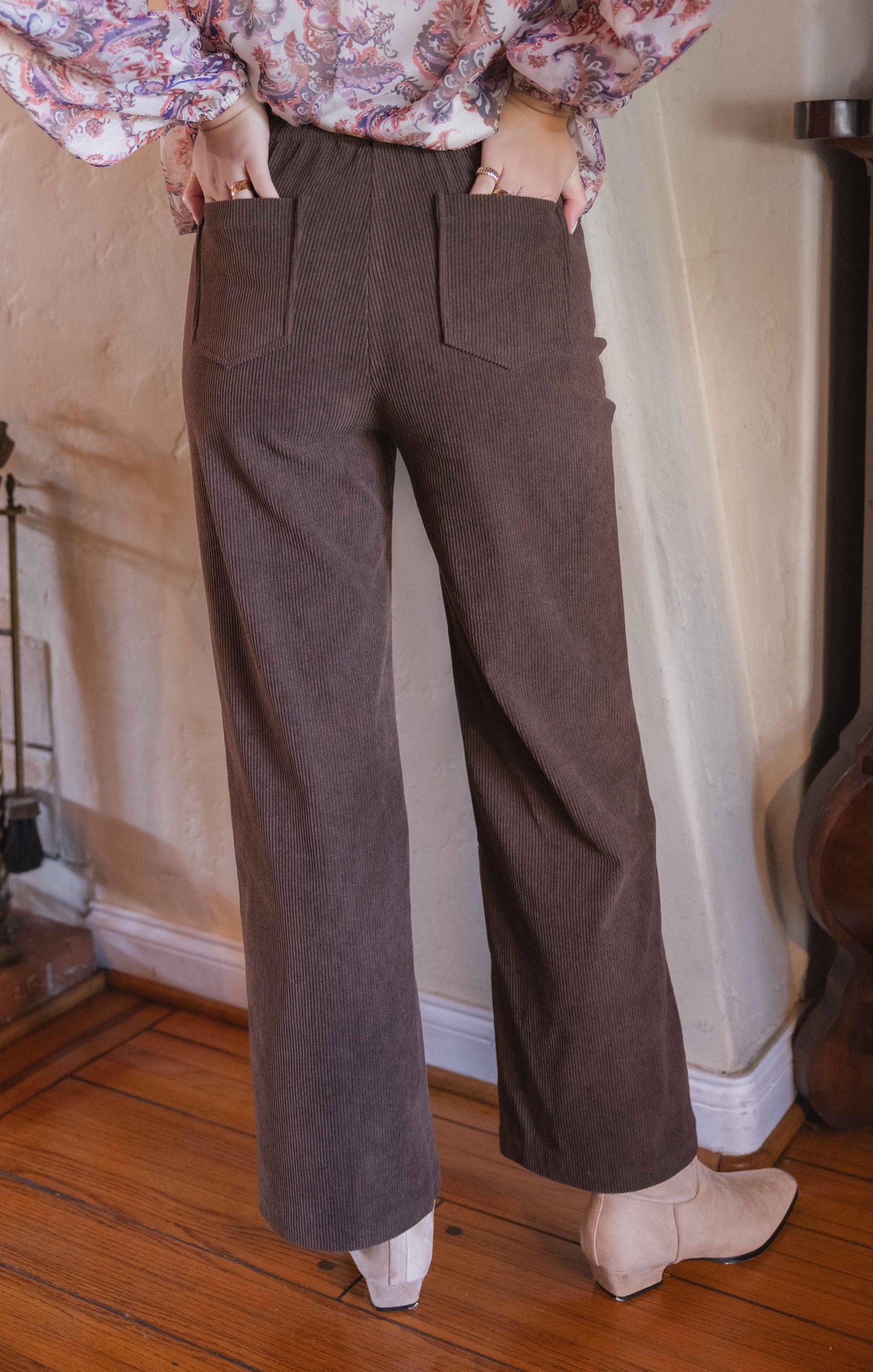 Vineyards Stretch Corduroy Pants
