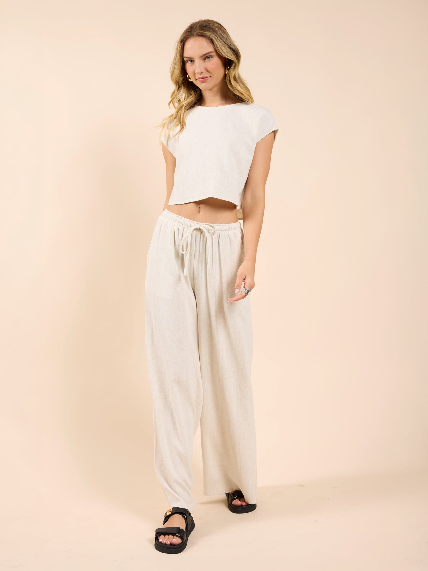 Sugarloaf Sleeveless Linen Top