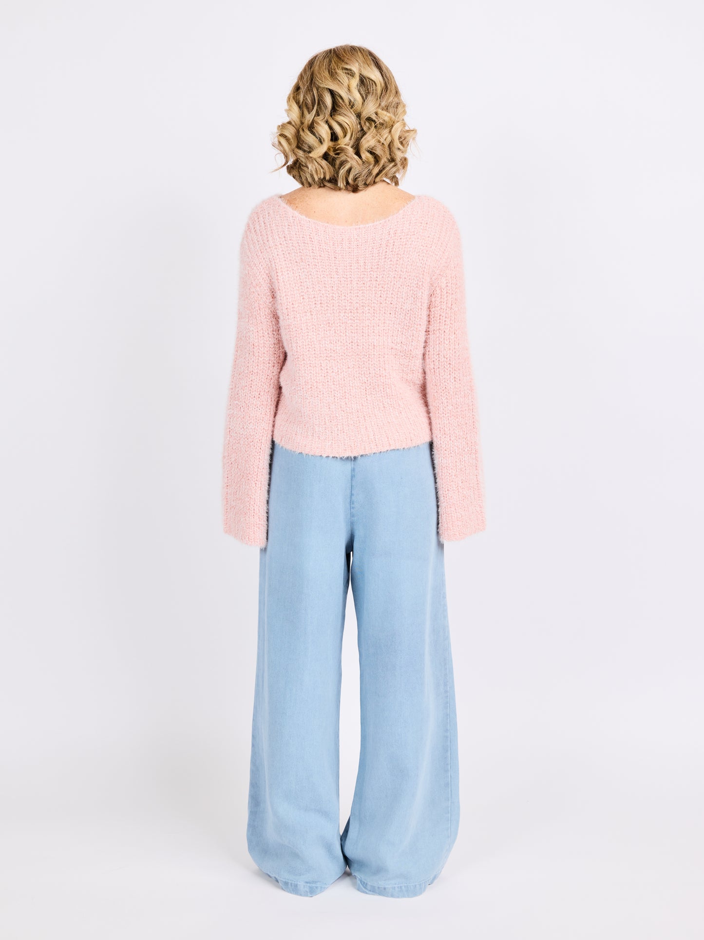 Ginis Bell Sleeve Sweater