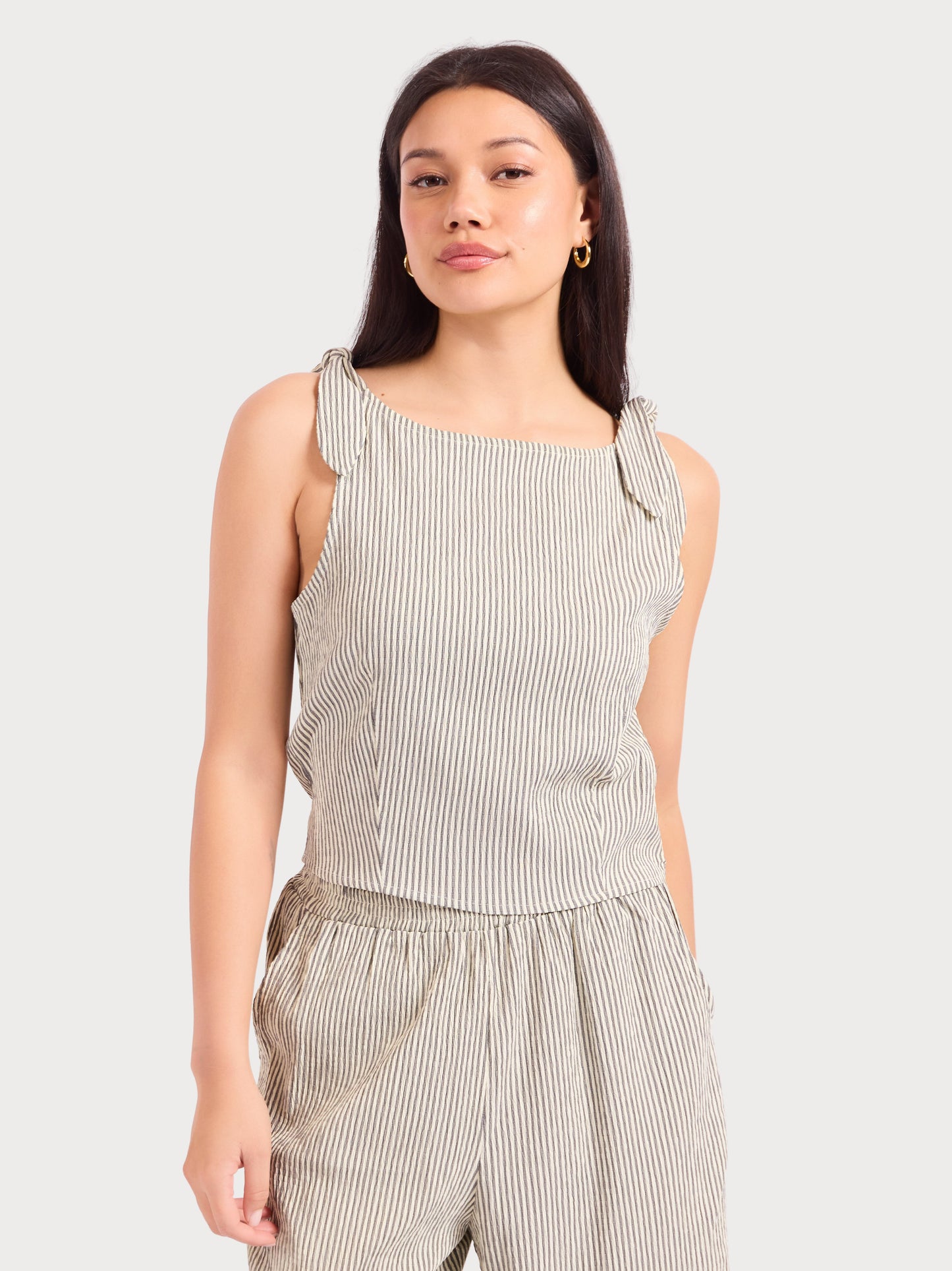 See Me Stripe Pleated Top in Black Cream - front crop view