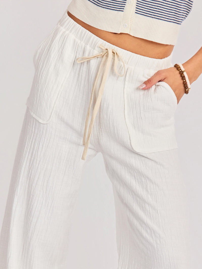 Lilah Wide Leg Pants in White - detail view