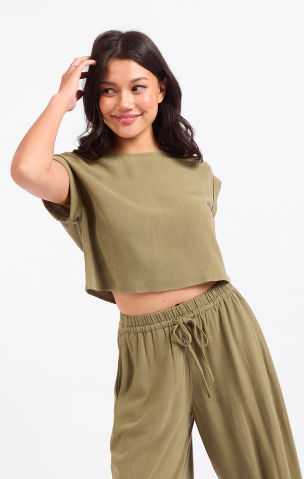 Sugarloaf Cuffed Top