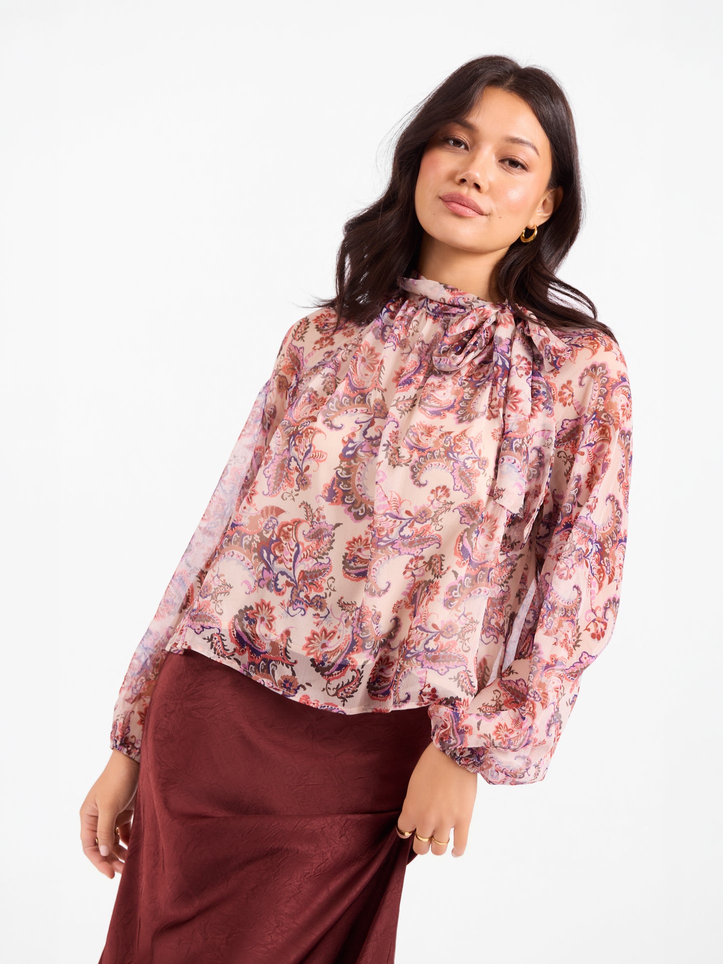 En Province Neck Tie Blouse