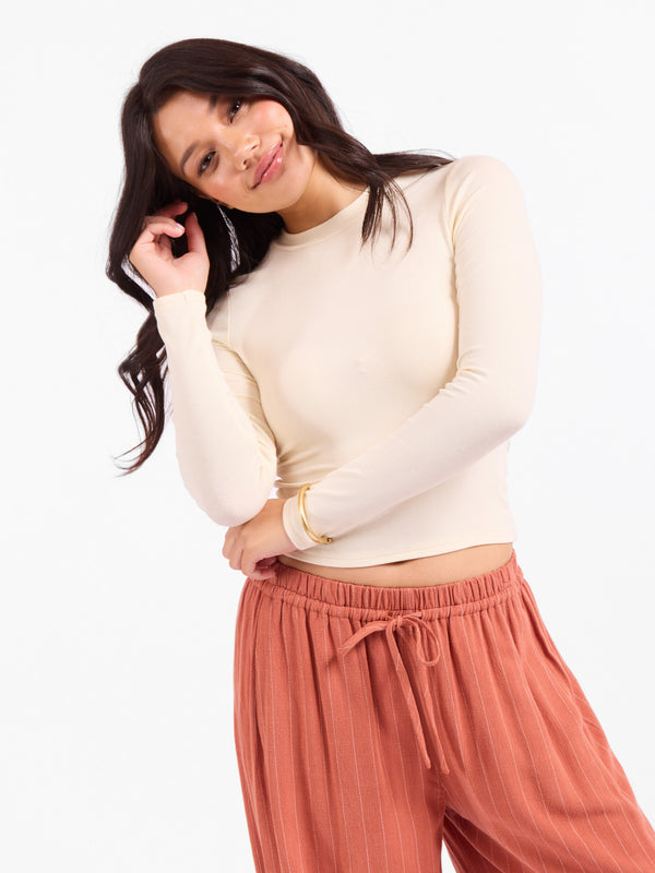 Ronan Crewneck Top in Cream - mood image