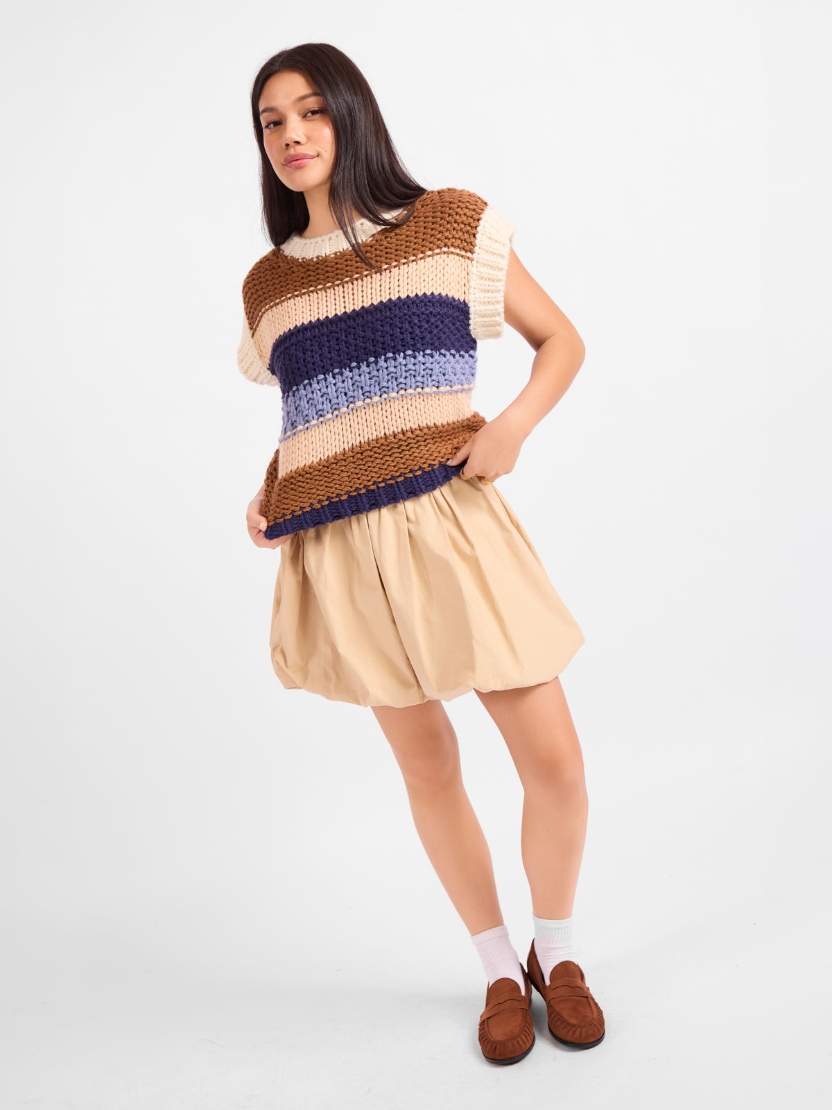 Bookmark Stripe Sweater Vest - mood image