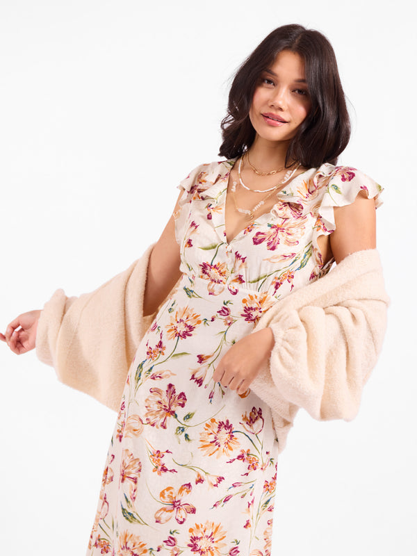 Marley Dolman Slv Sweater Cardi in Ivory - mood image